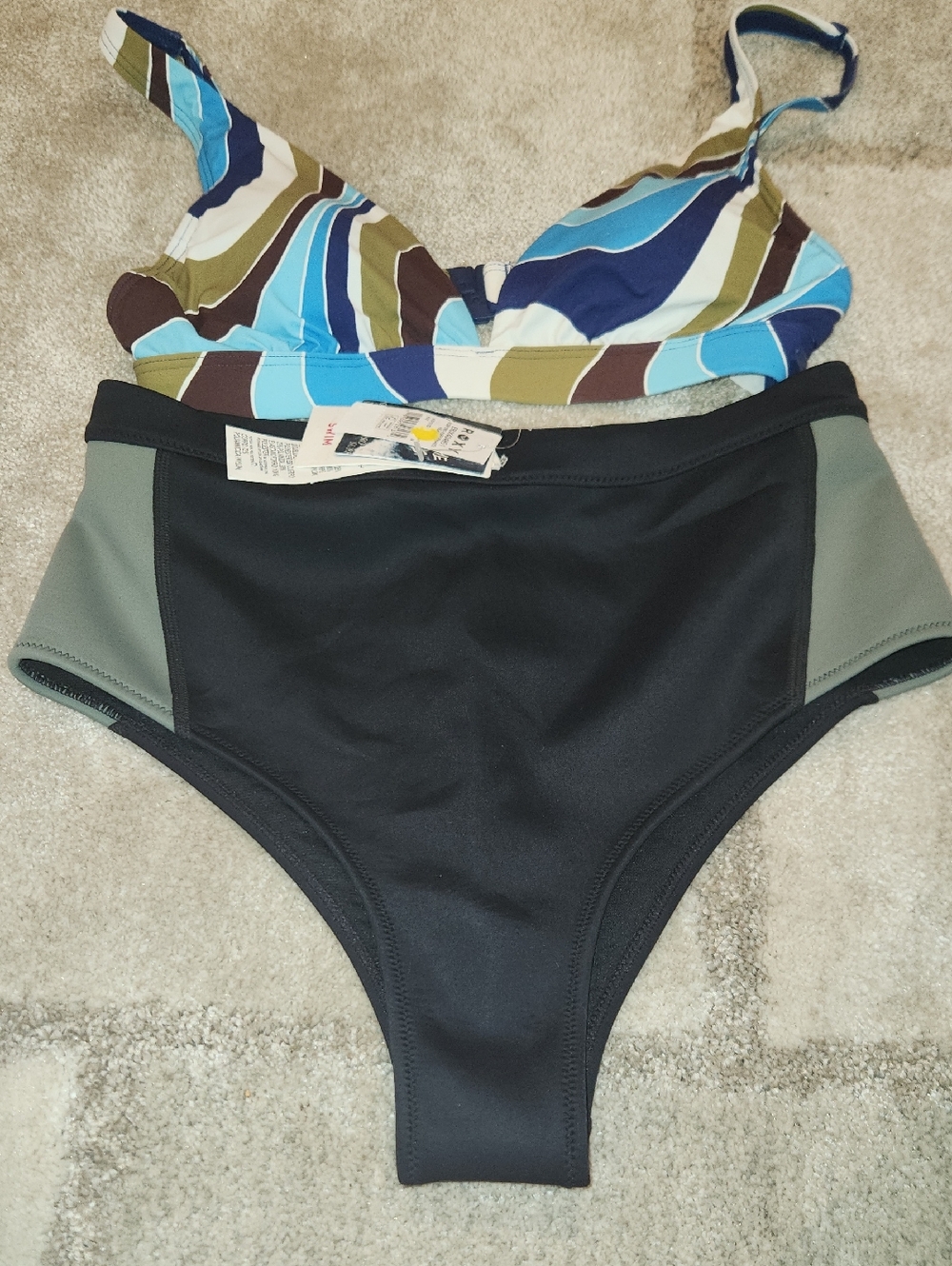 Roxy Two-Piece Bikini Set in Black, Olive, Blue